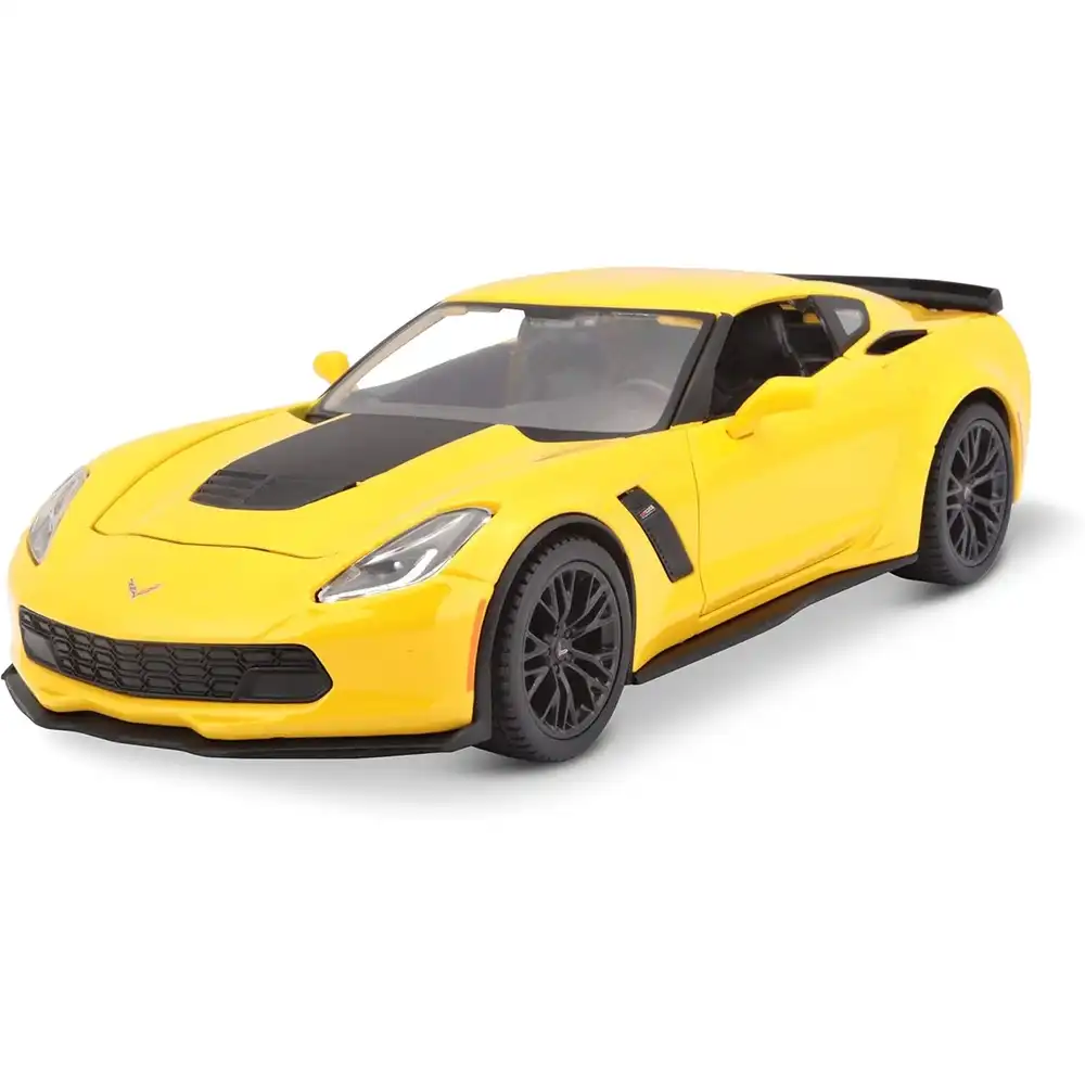 Maisto - 2015 Corvette Z06 1/24 Diecast Model - Yellow - 31133