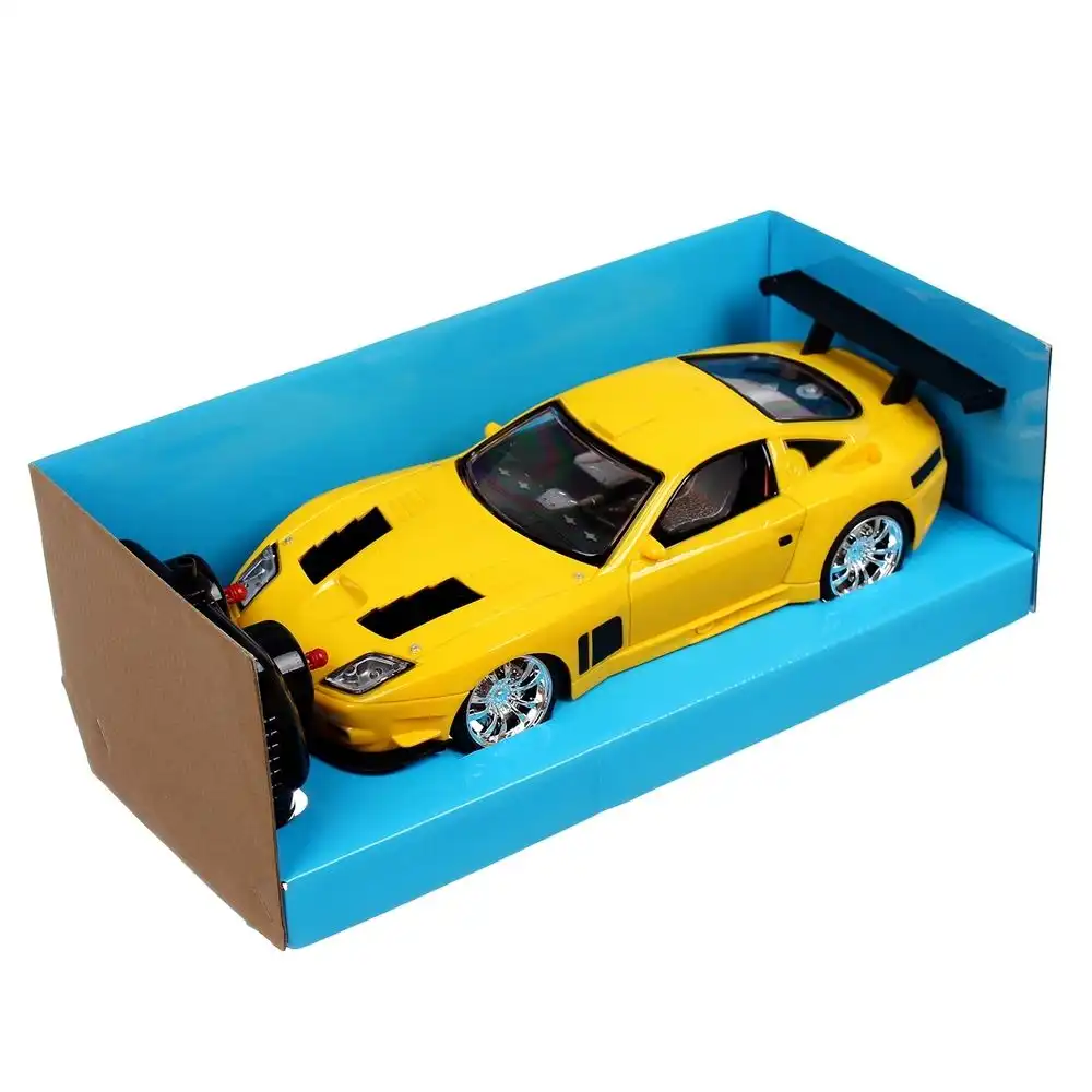 Champion Race Car 1/16 with Remote Control - M66-60